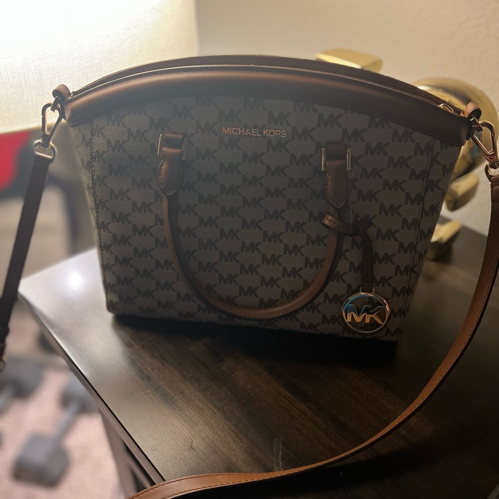 MK Purse 👜